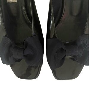 Talbots Black Patent Leather Open Toe Slip on Mules with Bow. Size 7
